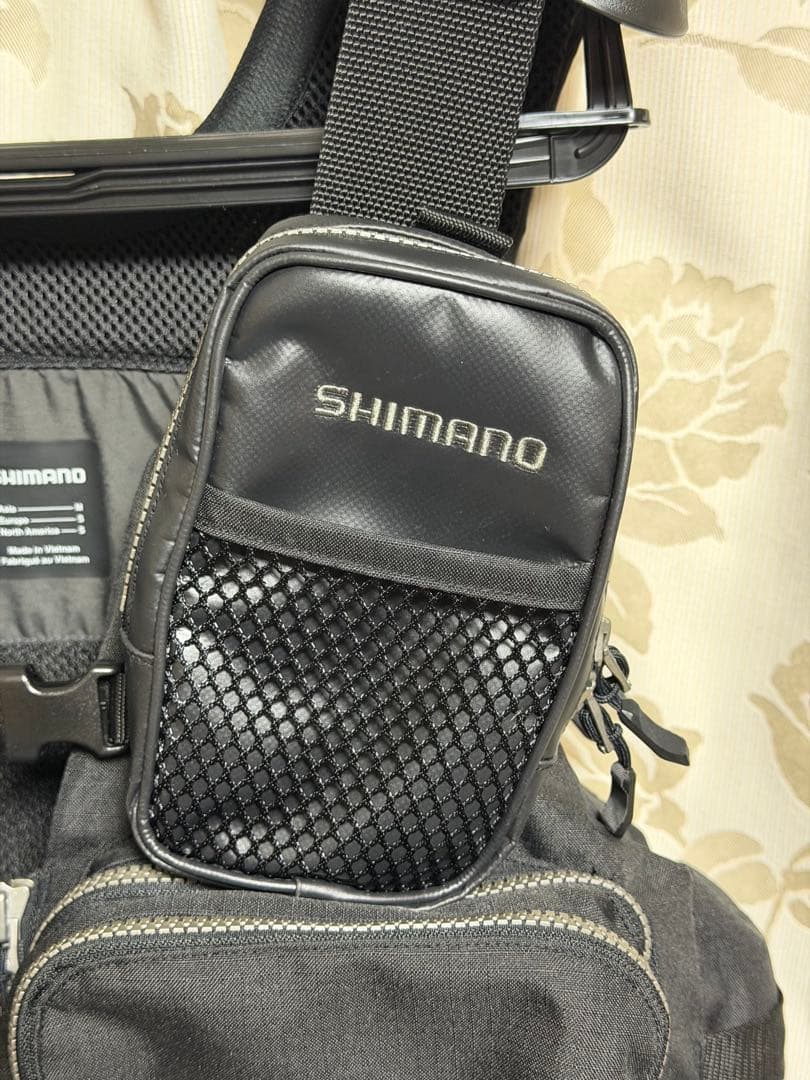 シマノ　サーフトリッパーベスト　VF-275W BLACK Mサイズ