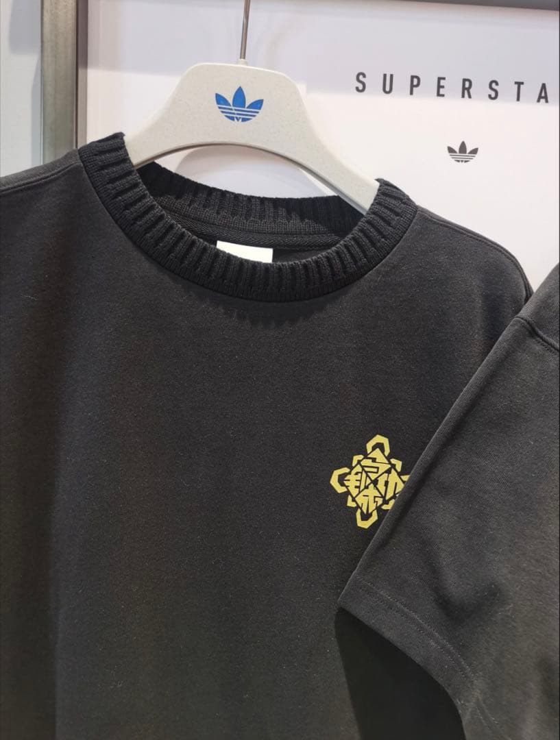 新品XL Adidas FW25 CNY 馬年限定 半袖Tシャツ KT0714