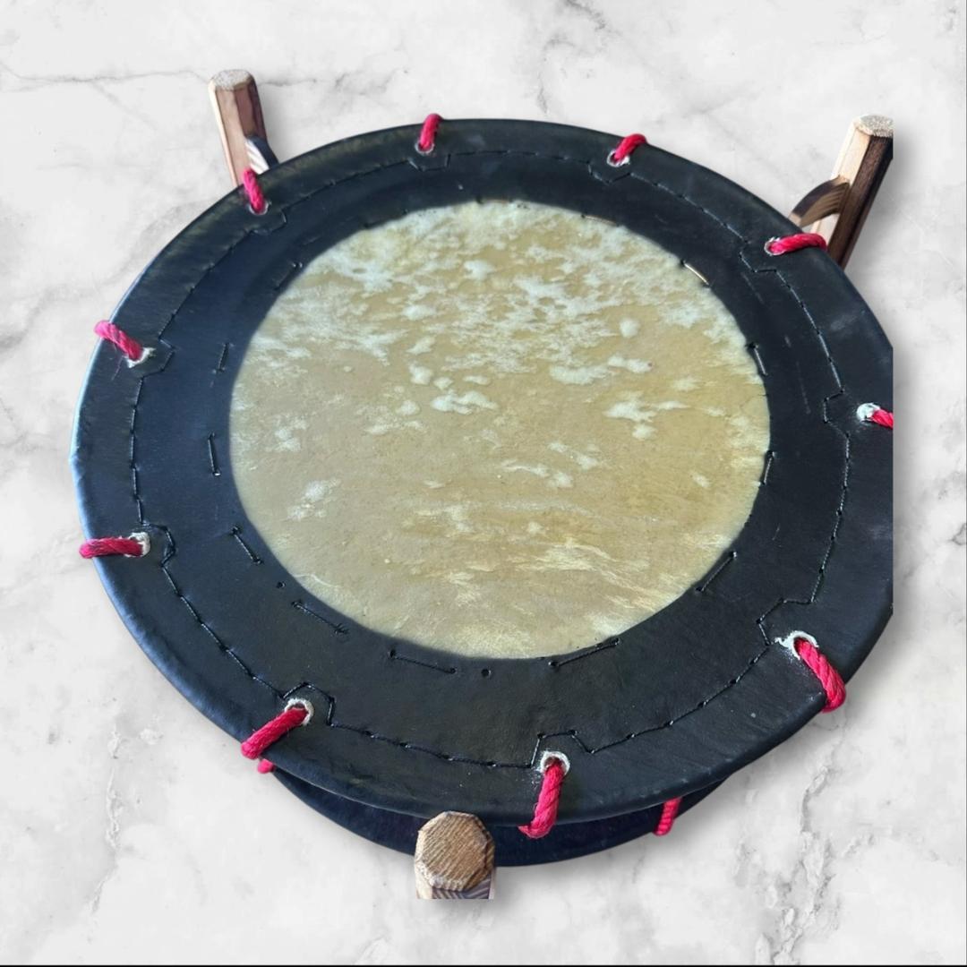【新品・未使用】　牛革　和太鼓 締め太鼓・バチ付き・台付き