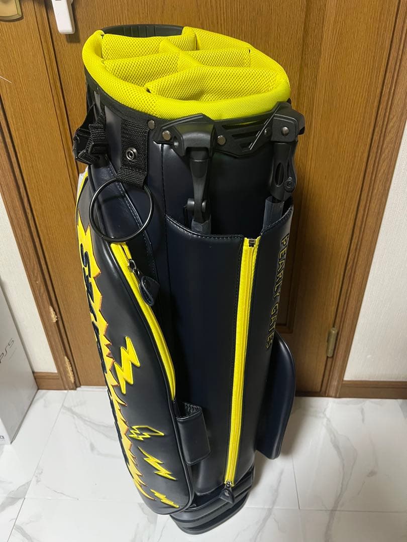 残り３点　PEARLY GATES キャディバッグ ピカチュウコラボ