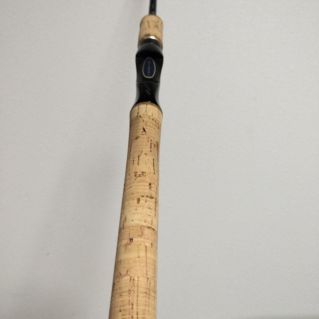 シマノ ワールドシャウラ青 1652R-2 バスロッド