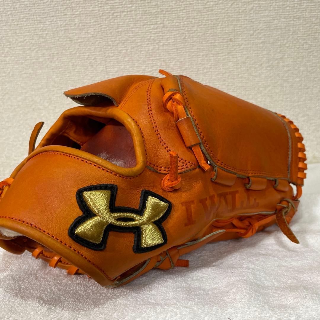アンダーアーマー　オーダー　硬式投手　グローブのみ　希少品