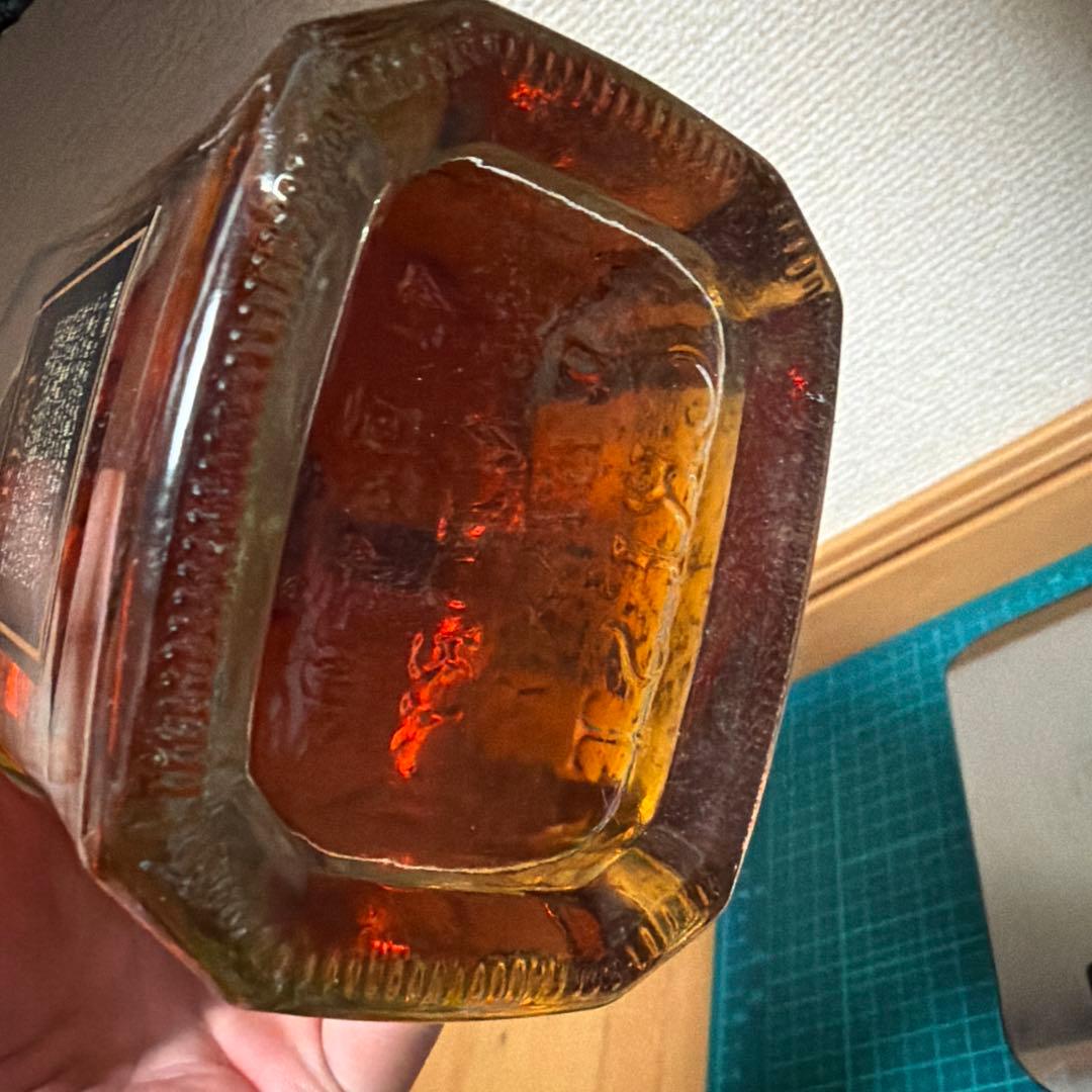 サントリー ウイスキー CREST クレスト 12年　デキャンター　SCD01