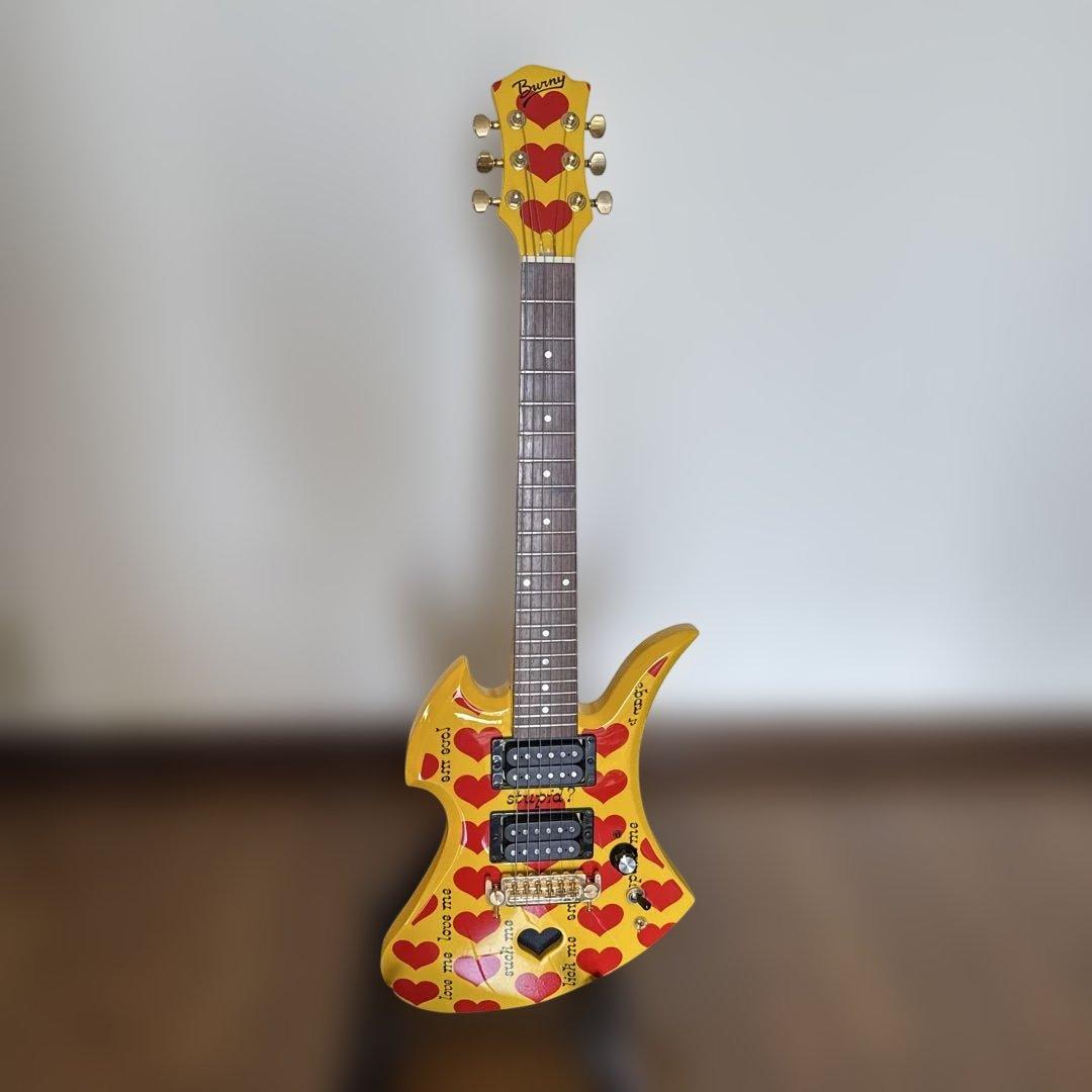 Burny エレキギター ハート柄