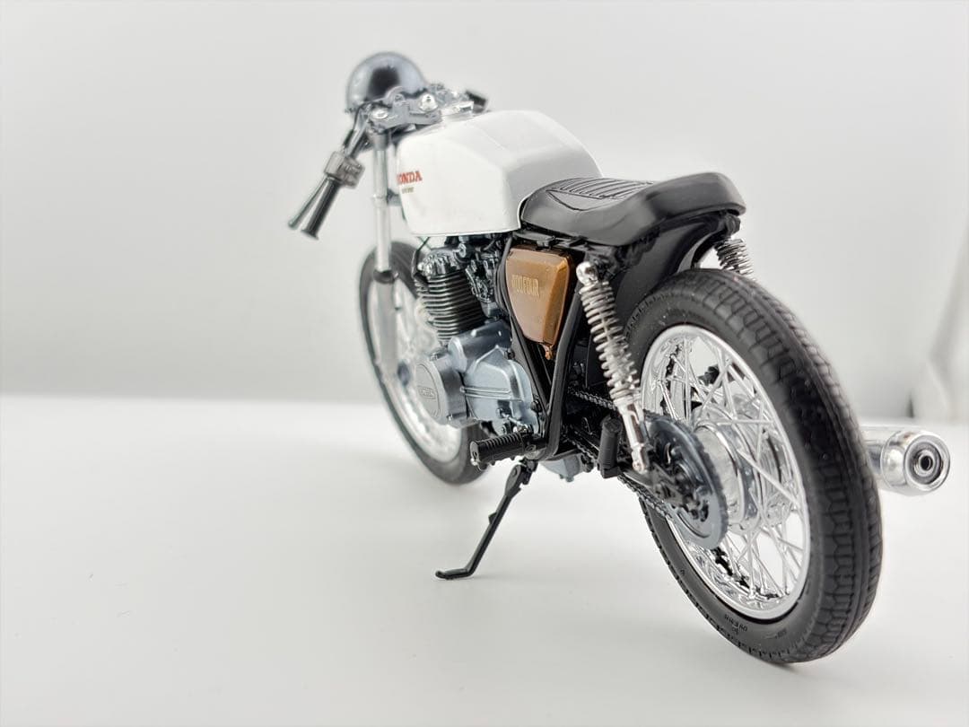 アオシマ 1/12　ホンダ CB400FOUR カスタム 塗装済 完成品