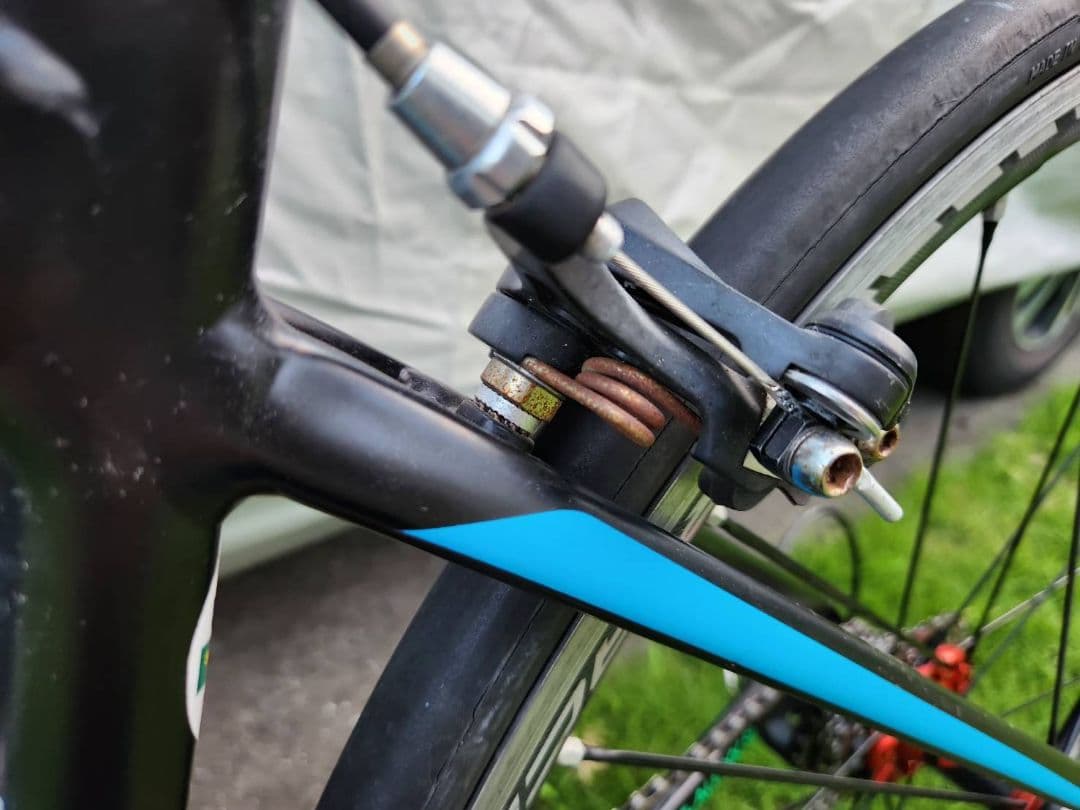 自転車本体 GIANT Contend SL2