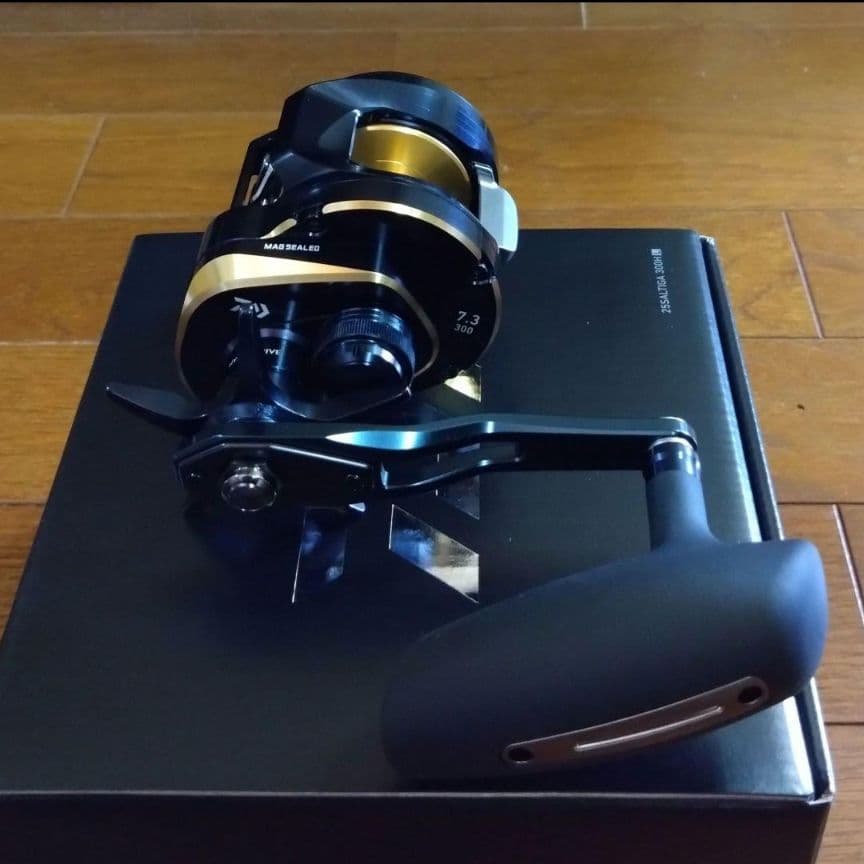 ダイワ 25 ソルティガ 300HL 新品未使用