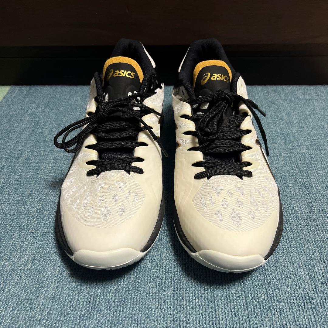 asics バレーボールシューズ　V-SWIFT FF2 25.5