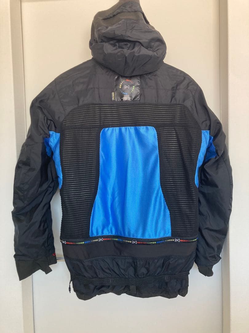 Burton AK上下セットMサイズ