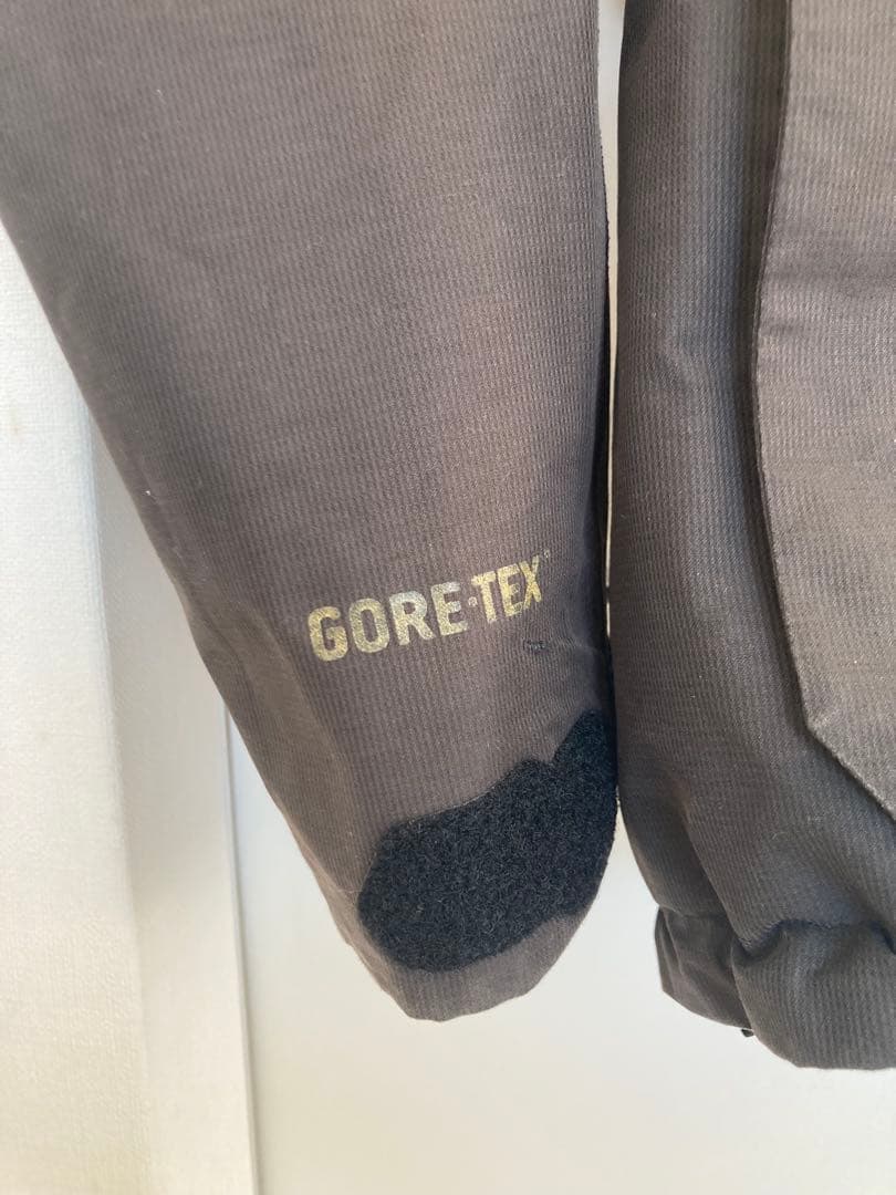 Burton AK上下セットMサイズ