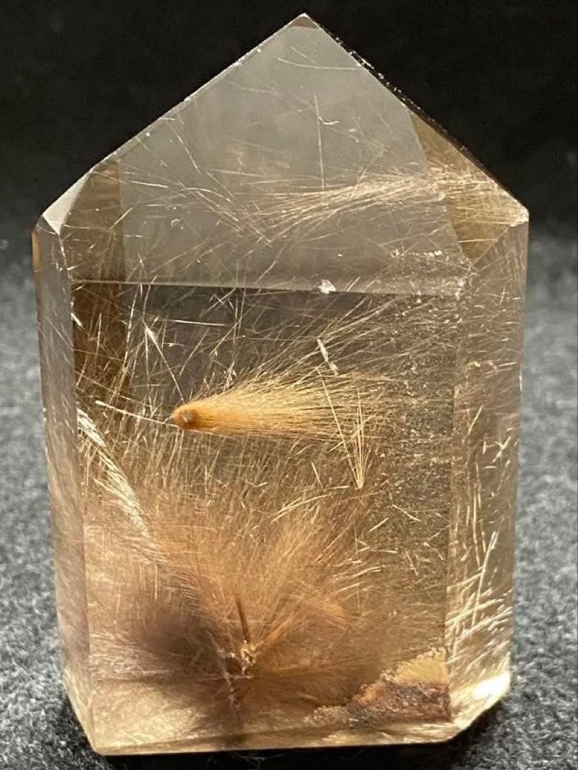 スモーキールチルクォーツ　ポイント