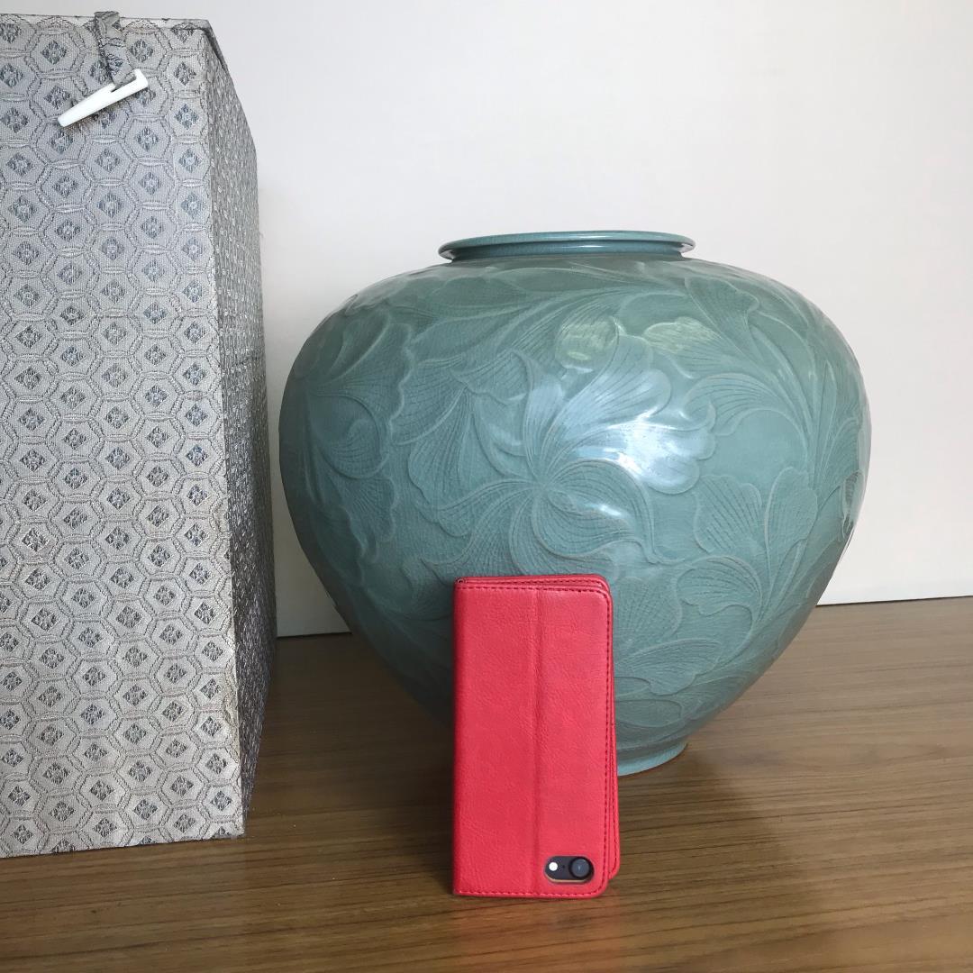 青磁の壺　特大