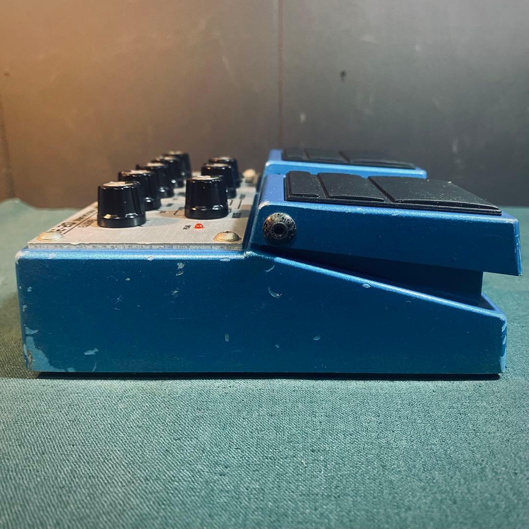 BOSS CE-20 6MODE ステレオコーラス (メモリー機能付き)