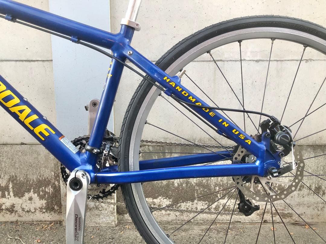 【カスタム極美品】キャノンデール　ストリート2 27速　クロスバイク　CT380