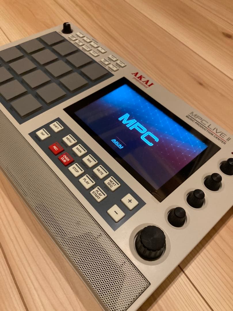 akai mpc live2 retro SSD 1TB 付属