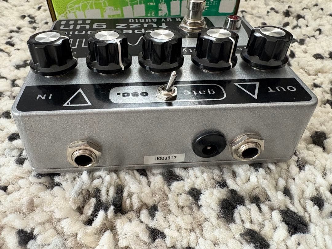 ギター DEATH BY AUDIO supersonic fuzz gun