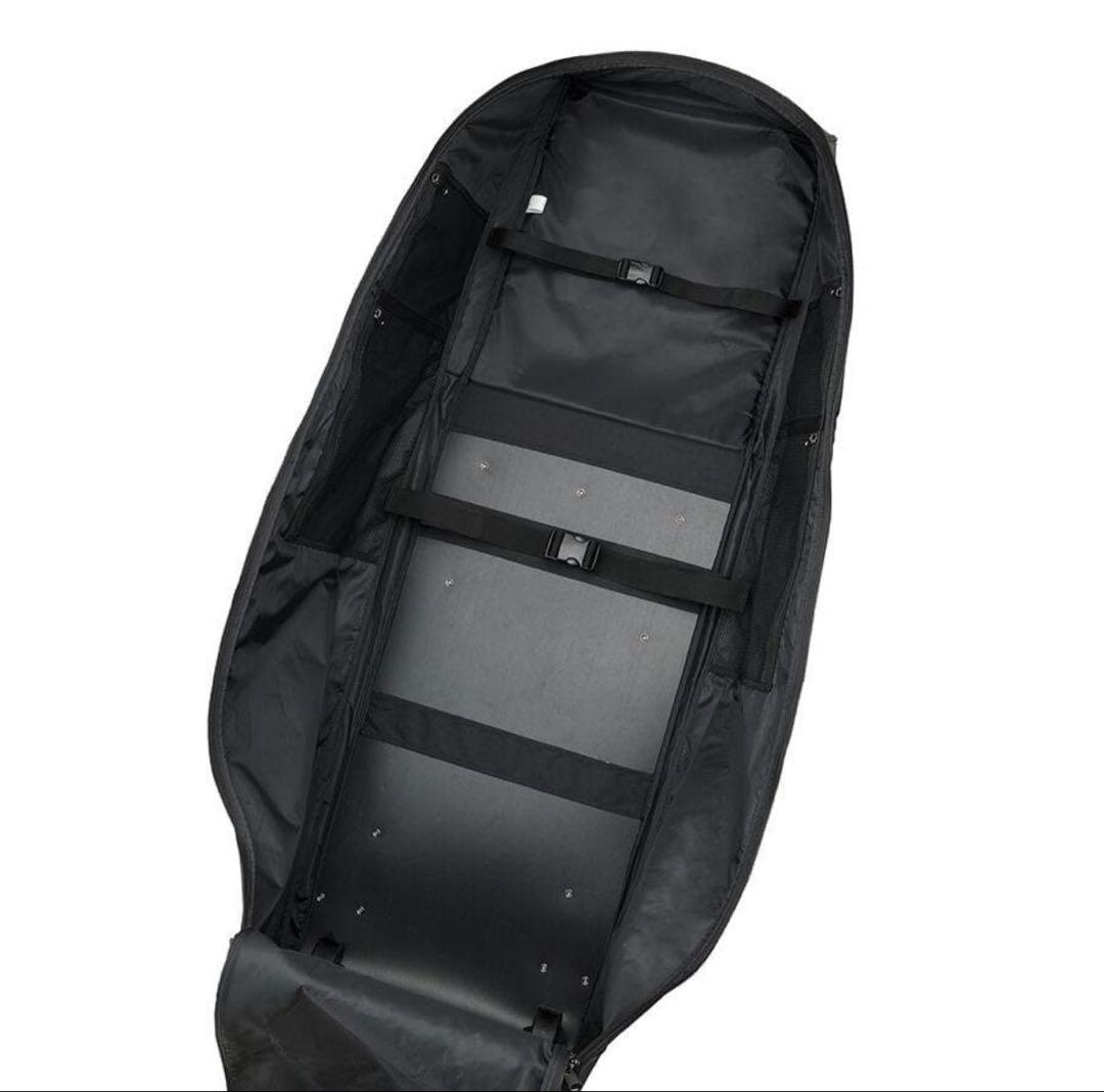 TaylorMade ローラートラベルカバー