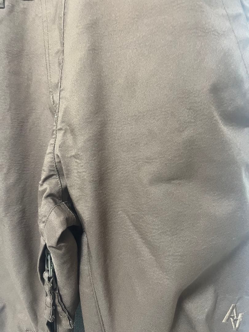 美品　AA HARDWEAR スキー　スノーボード　ウェア　ビブパンツ