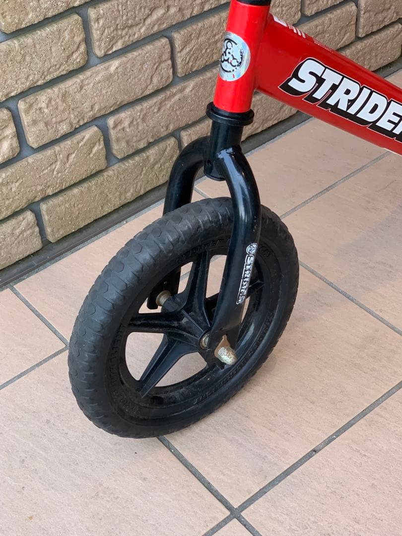 【美品】ストライダー スポーツモデル 12インチ　日本正規品