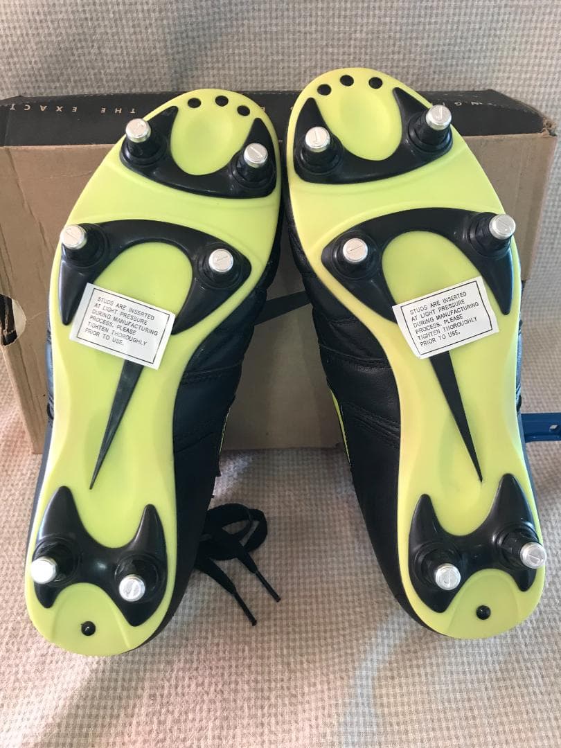 NIKE　97エアリオズーム　25.0cm箱付き未使用品