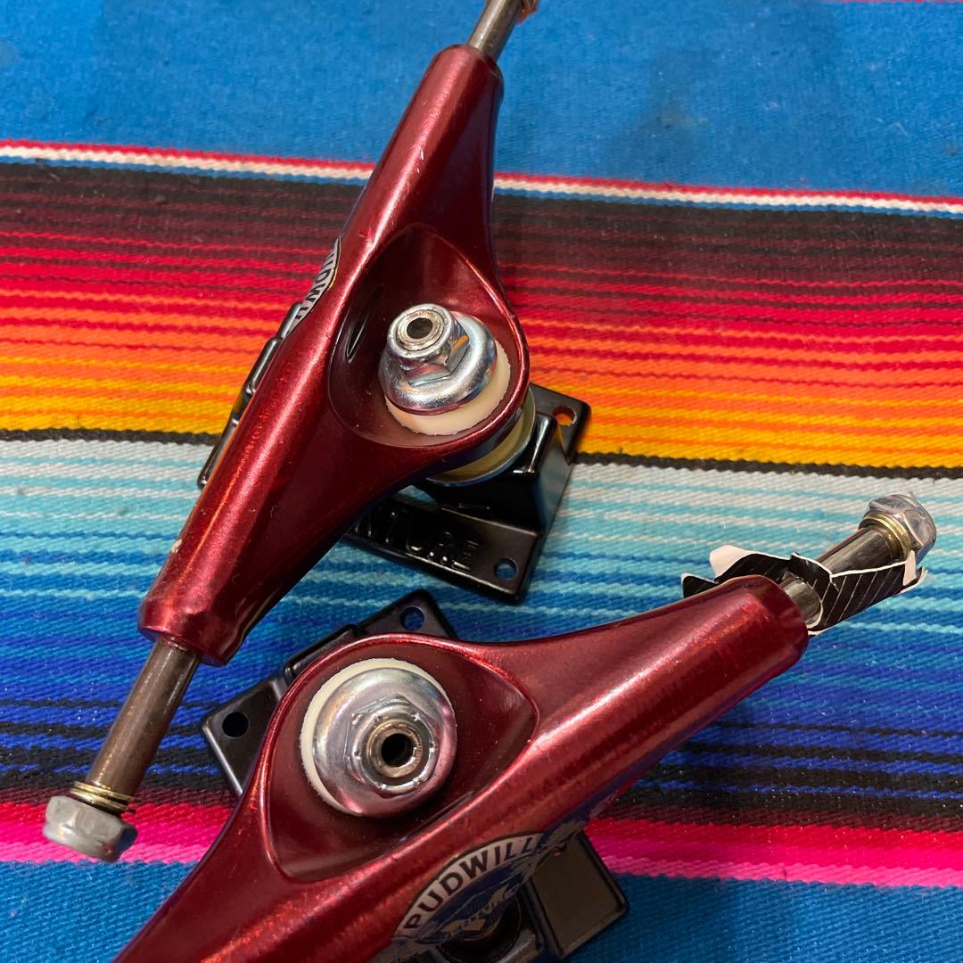 ベンチャーPUDWILL VENTURE スケートボードトラック5.25low