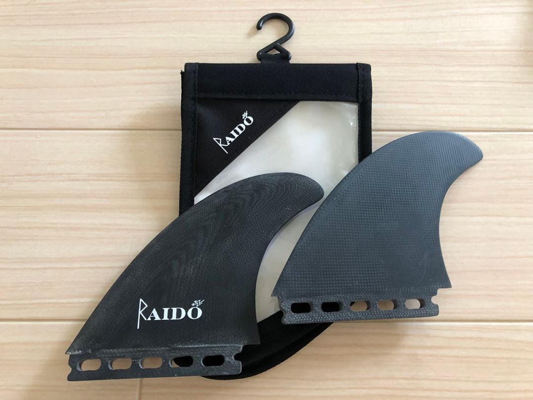 フューチャーフィン　ツインフィン　Raido surf