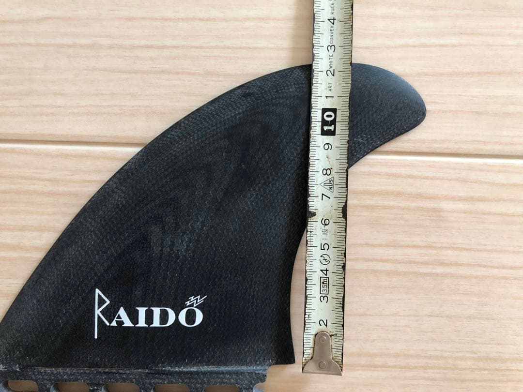 フューチャーフィン　ツインフィン　Raido surf