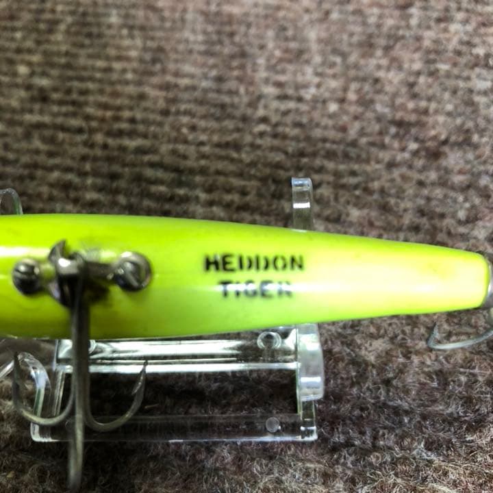 へドン   タイガー