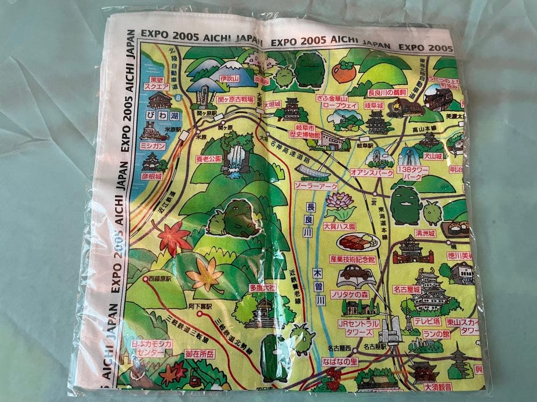 2005年　愛・地球博　愛知万博　モリゾー　キッコロ　ハンカチ　風呂敷　バンダナ