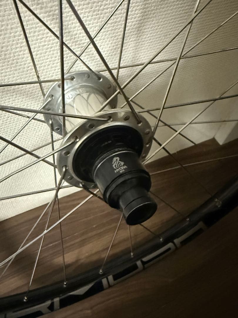 ヨ*ー様 インダストリーナイン　hydra formosa