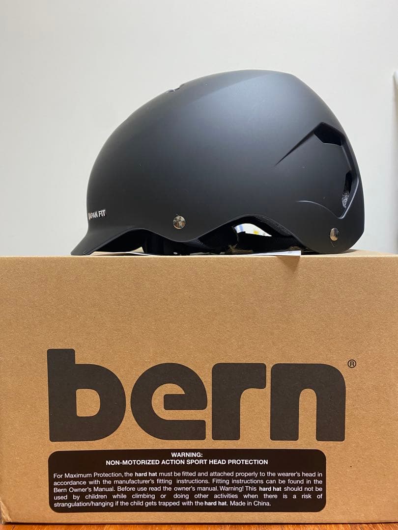 bern ヘルメット Lサイズ マットブラック