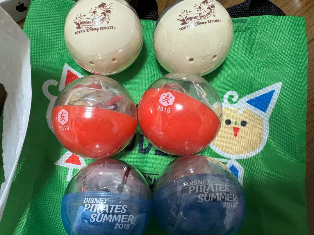 ディズニーリゾート ガチャ