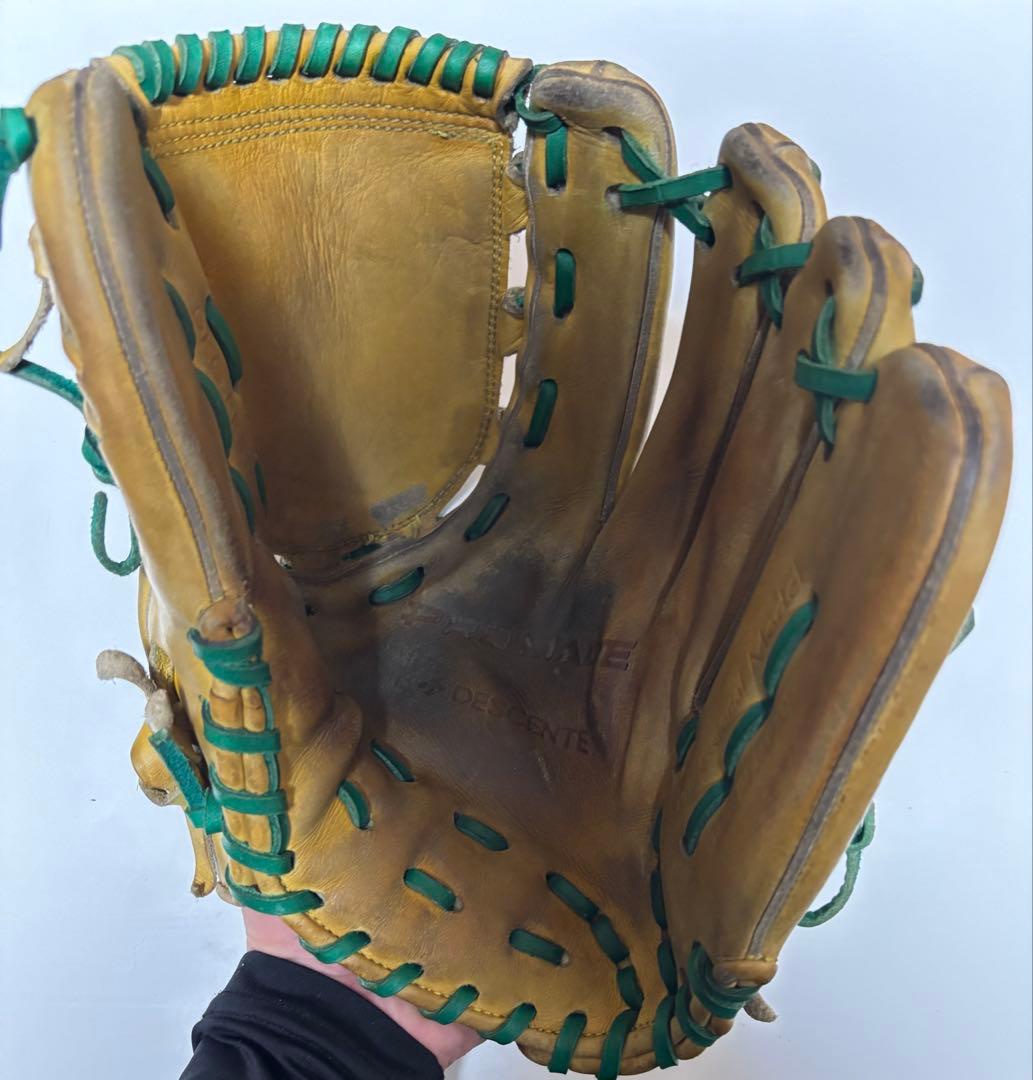 デサント 硬式投手用グローブ