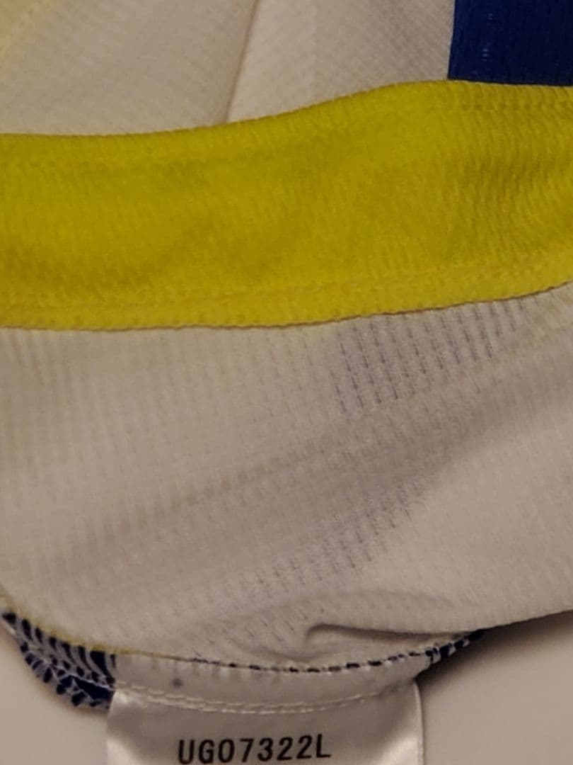 ガンバ大阪　選手支給　トレーニングウェア　遠藤保仁　直筆サイン入り