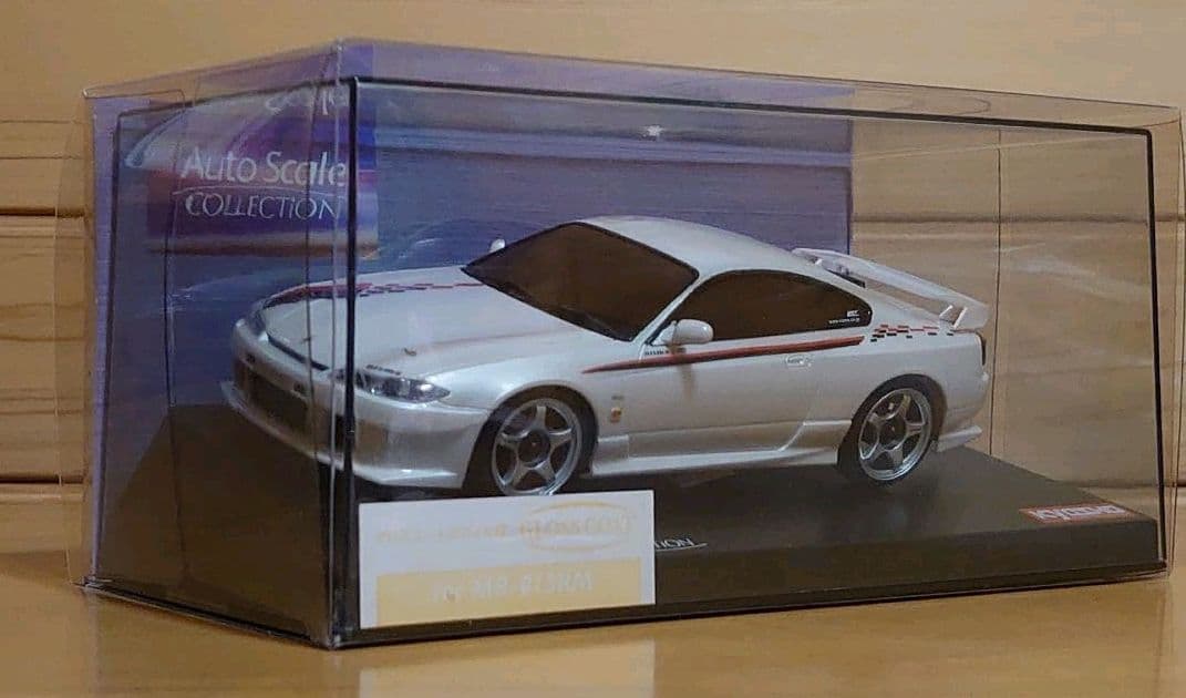 京商ミニッツレーサー　NISMO SILVIA R-tuneニスモシルビアボディ