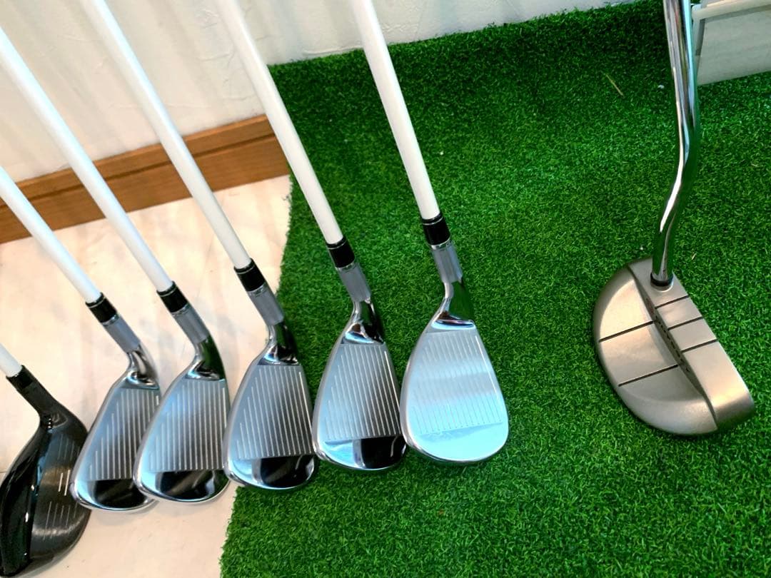 ほぼ新品未使用　テーラーメイド　M2 レディースゴルフクラブ フルセット　優しい