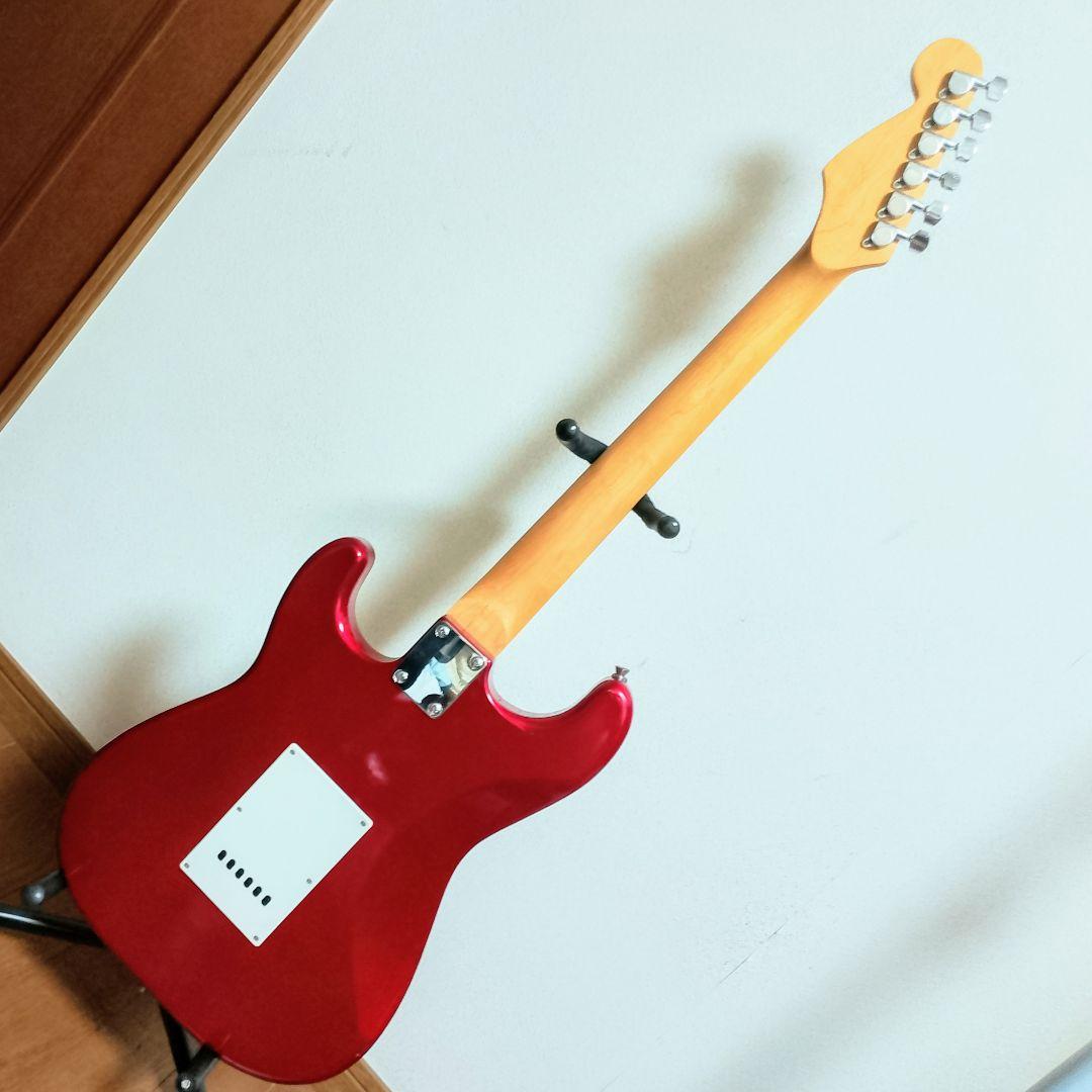 Photo Genic　ストラトキャスタータイプ　エレキギター　弦は新品！