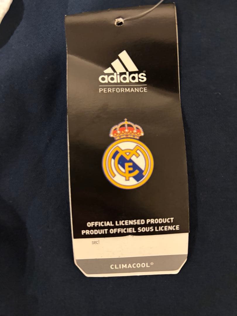 レアルマドリード　11-12シーズン　直筆サイン入り　ユニフォーム