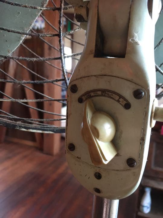 TOSHIABA 鉄羽扇風機　ビンテージ　昭和レトロ