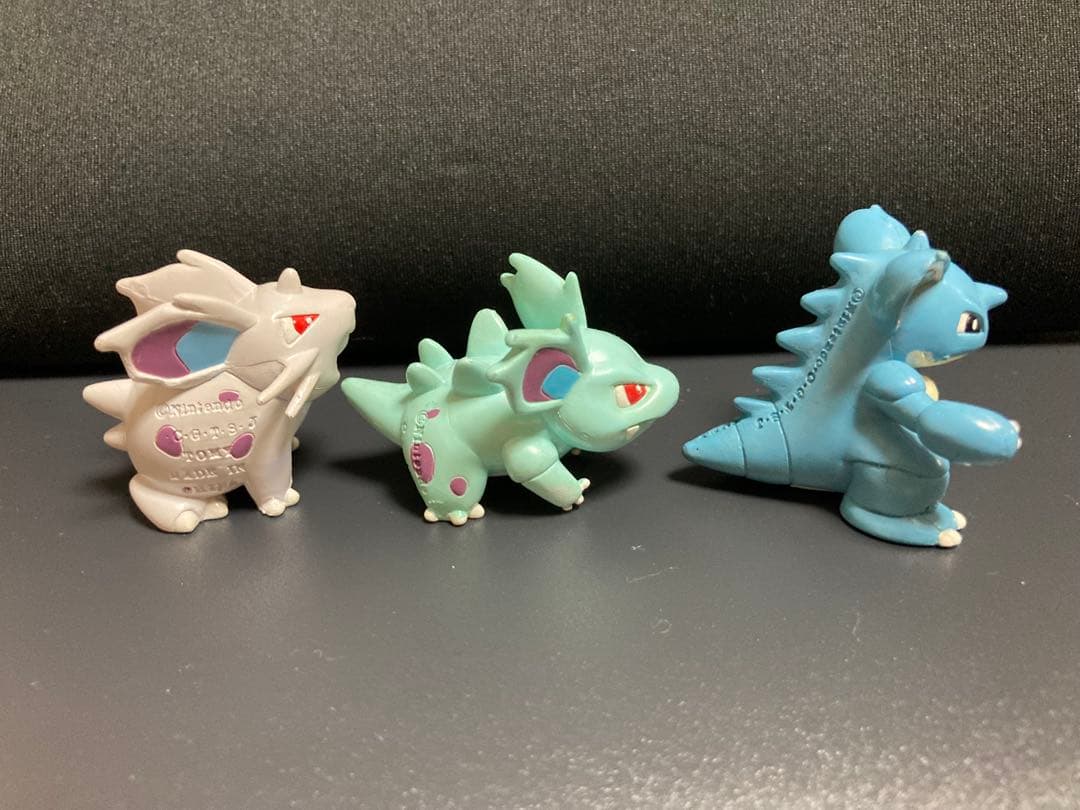 ポケモン　モンコレ　ニドラン♀　ニドリーナ　ニドクイン