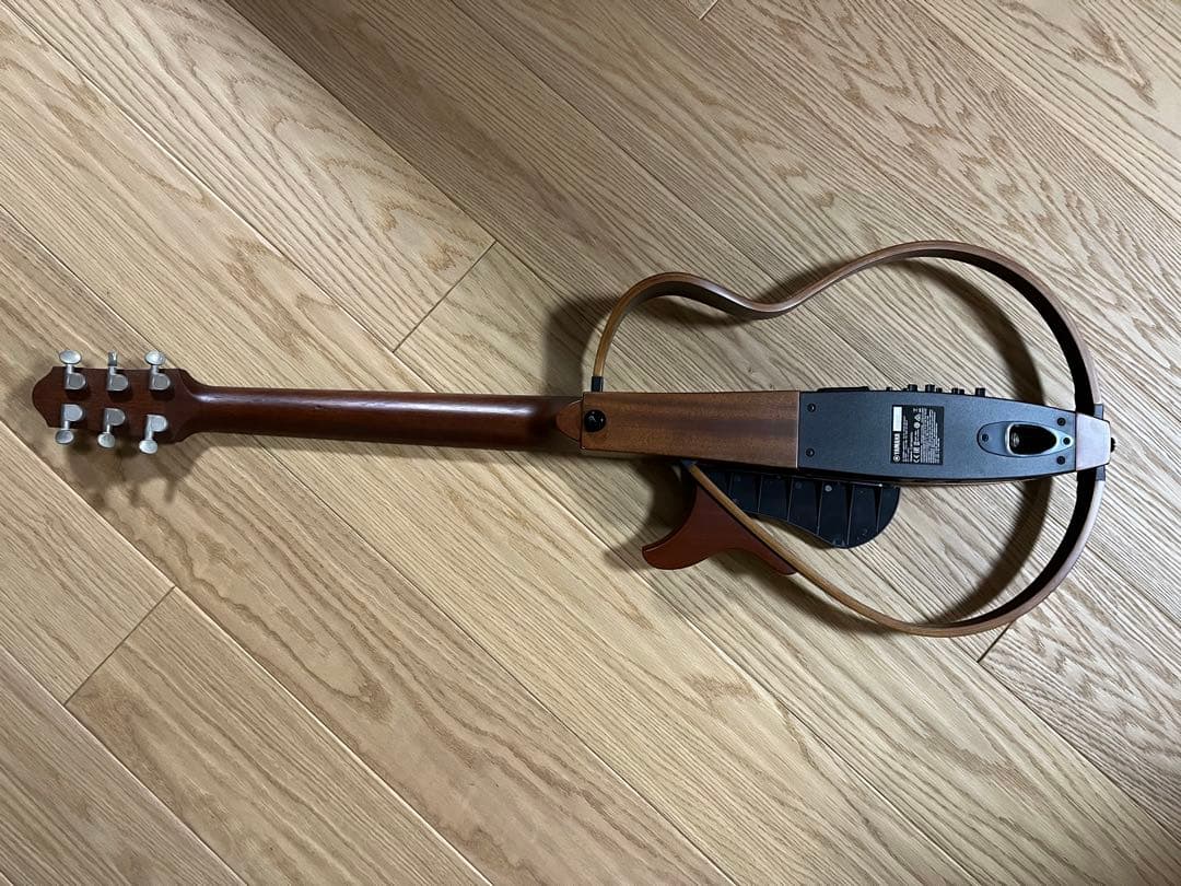 ヤマハ SLG200S NT サイレントギター　エレキギター