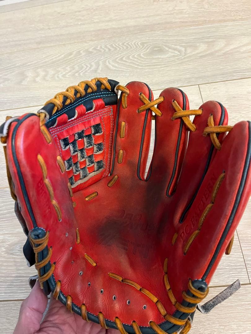 源田モデル　一般軟式用グローブ　ゼット　レッド×ネイビー×オークブラウン
