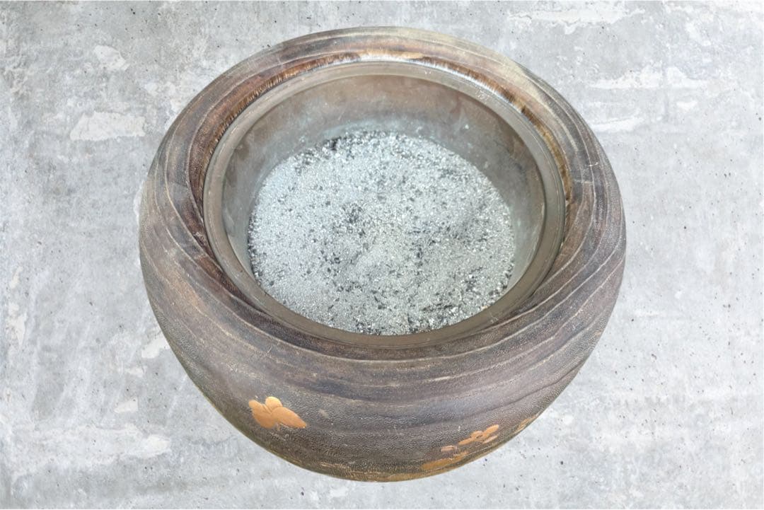 ま*ん様 木製火鉢 金箔装飾付き