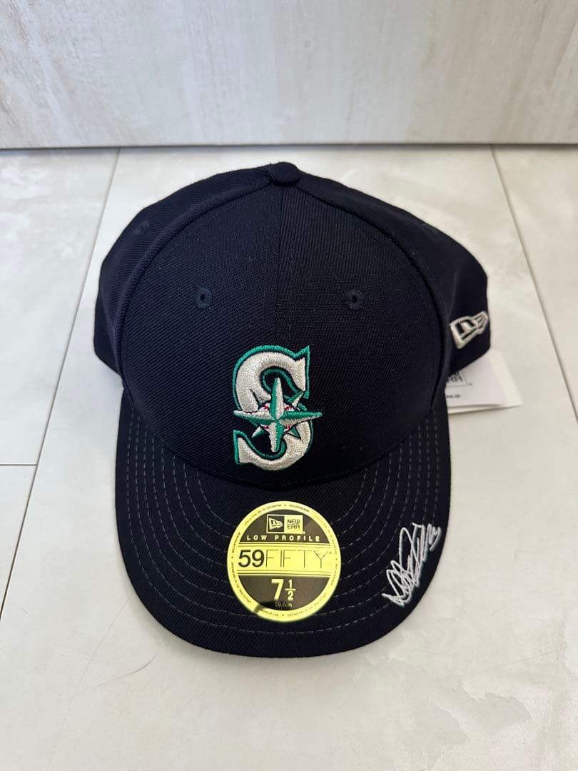 イチロー選手 サイン刺繍 MLBマリナーズニューエラキャップ 新品タグ付き