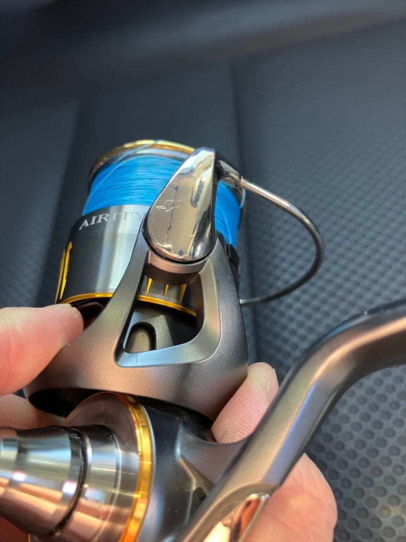 ダイワ　AIRITY スピニングリール コルクハンドル PC LT2500-H