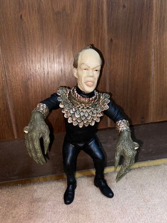 暗闇の悪魔　大頭人の襲来