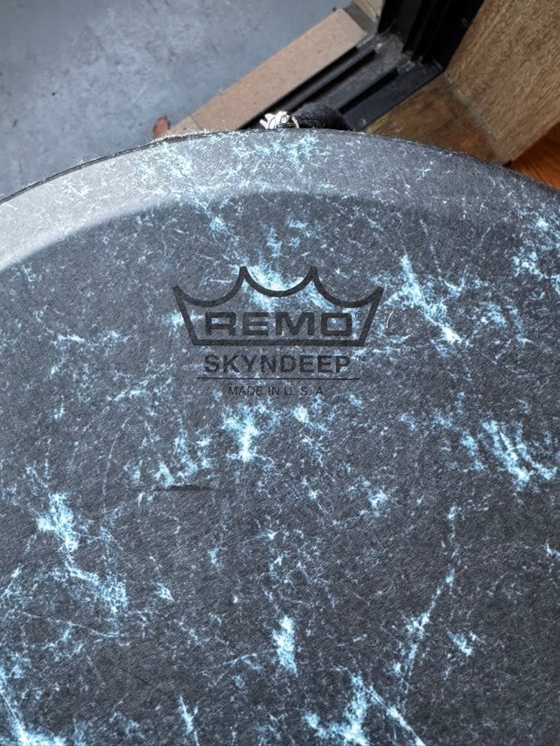 【REMO】ジャンベ 12インチ / USA製 / 美品