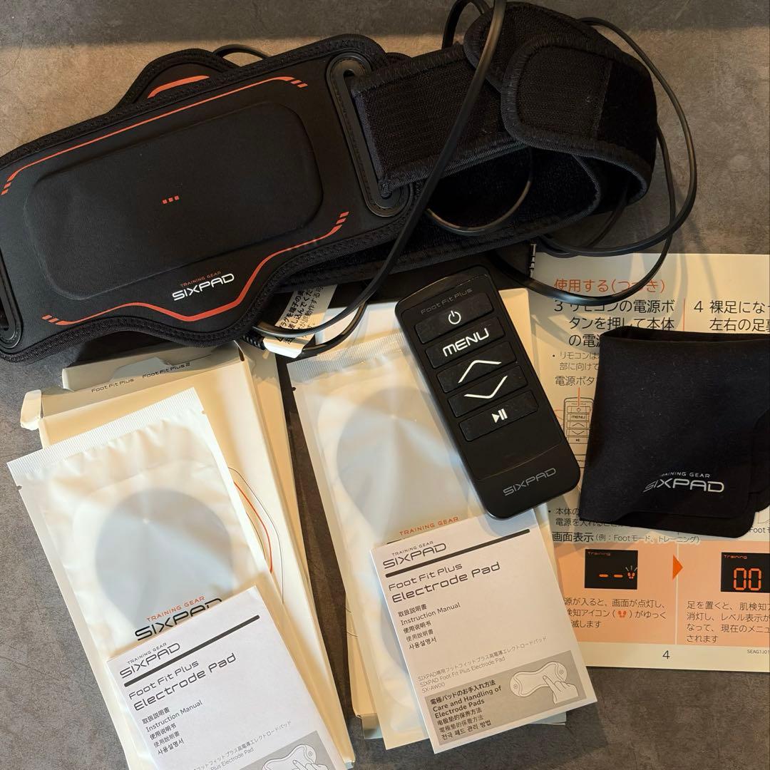 週末値引！SIXPAD Footfit PLUS2（定価¥59,800）