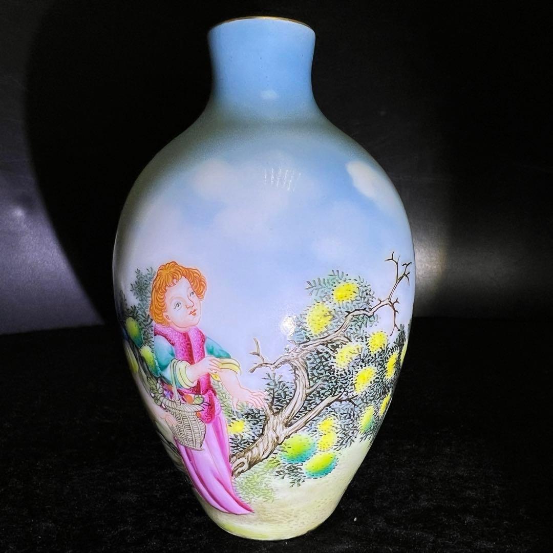 中国清時代　乾隆年製粉彩西洋人物花入　木箱付　高約13㎝　東Y8-0128☆2F