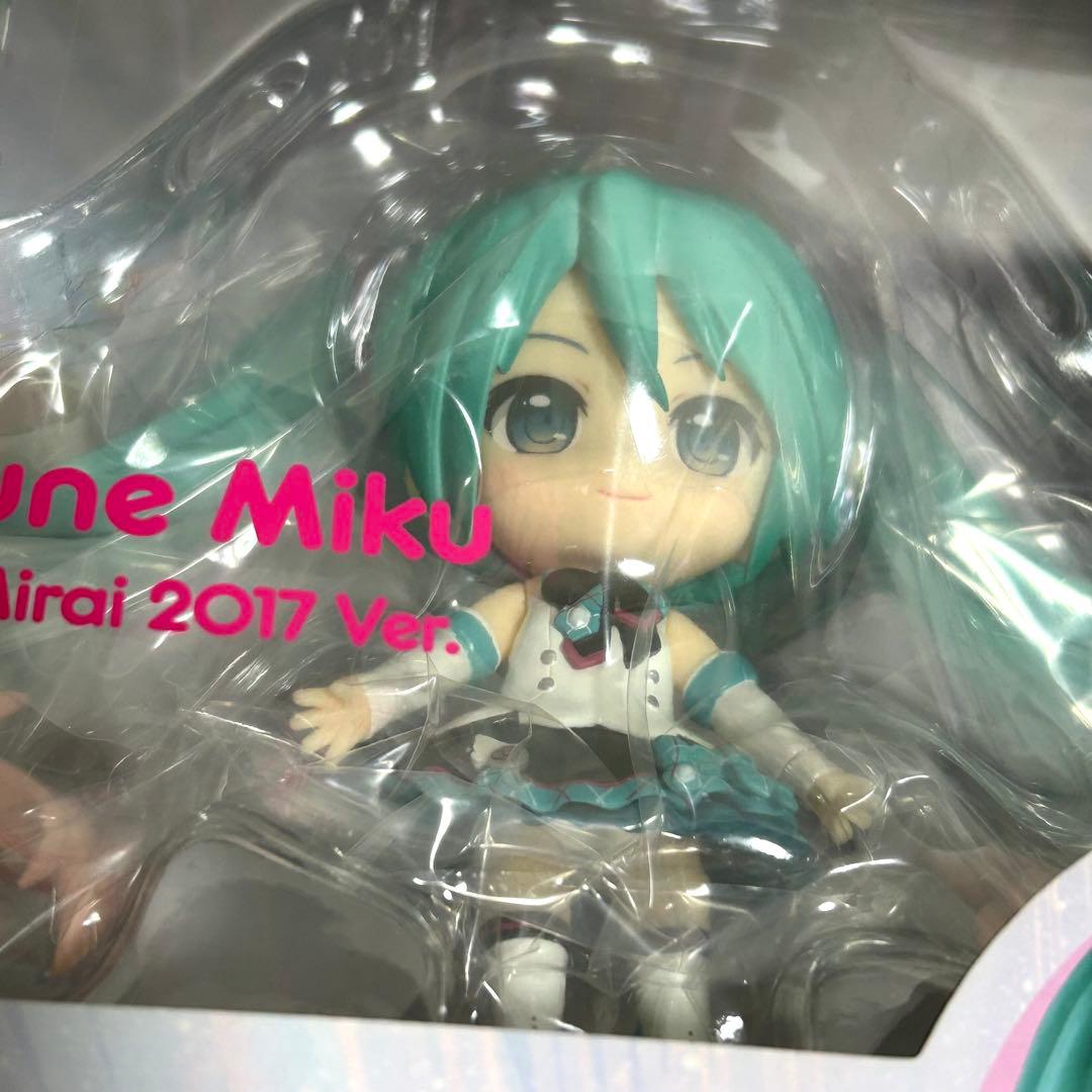 【未開封品】 ねんどろいど 初音ミク マジカルミライ 2017Ver. 930